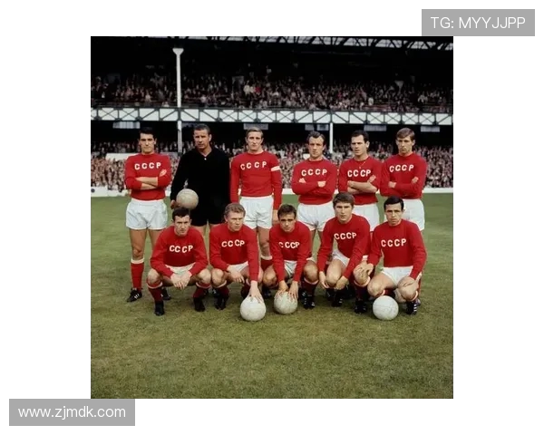 列夫雅辛与贝利的传奇对决足球史上的巅峰之战